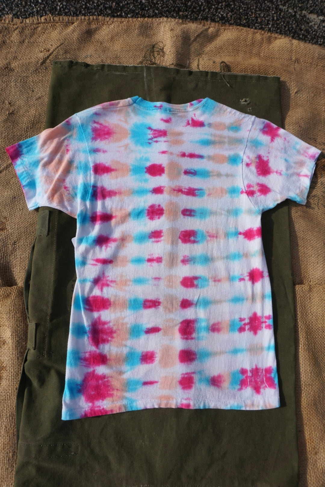Party Wave Accordion-Dyed Short Sleeve