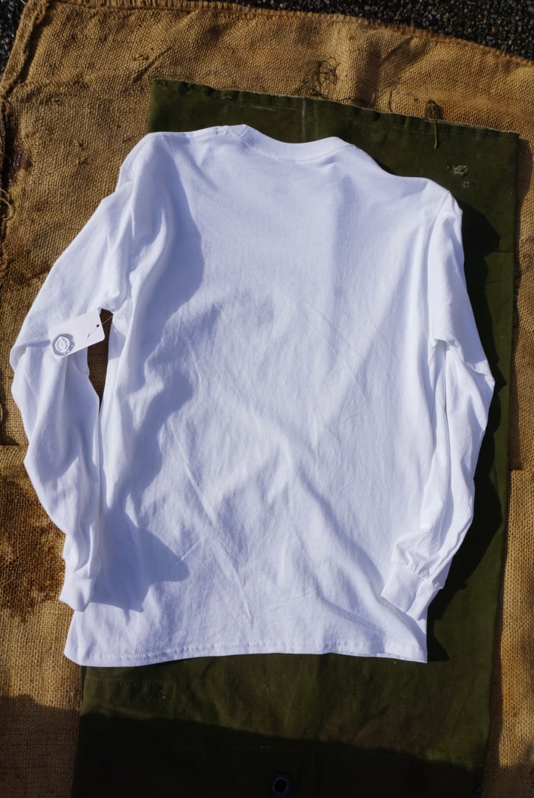 Party Wave Long Sleeve