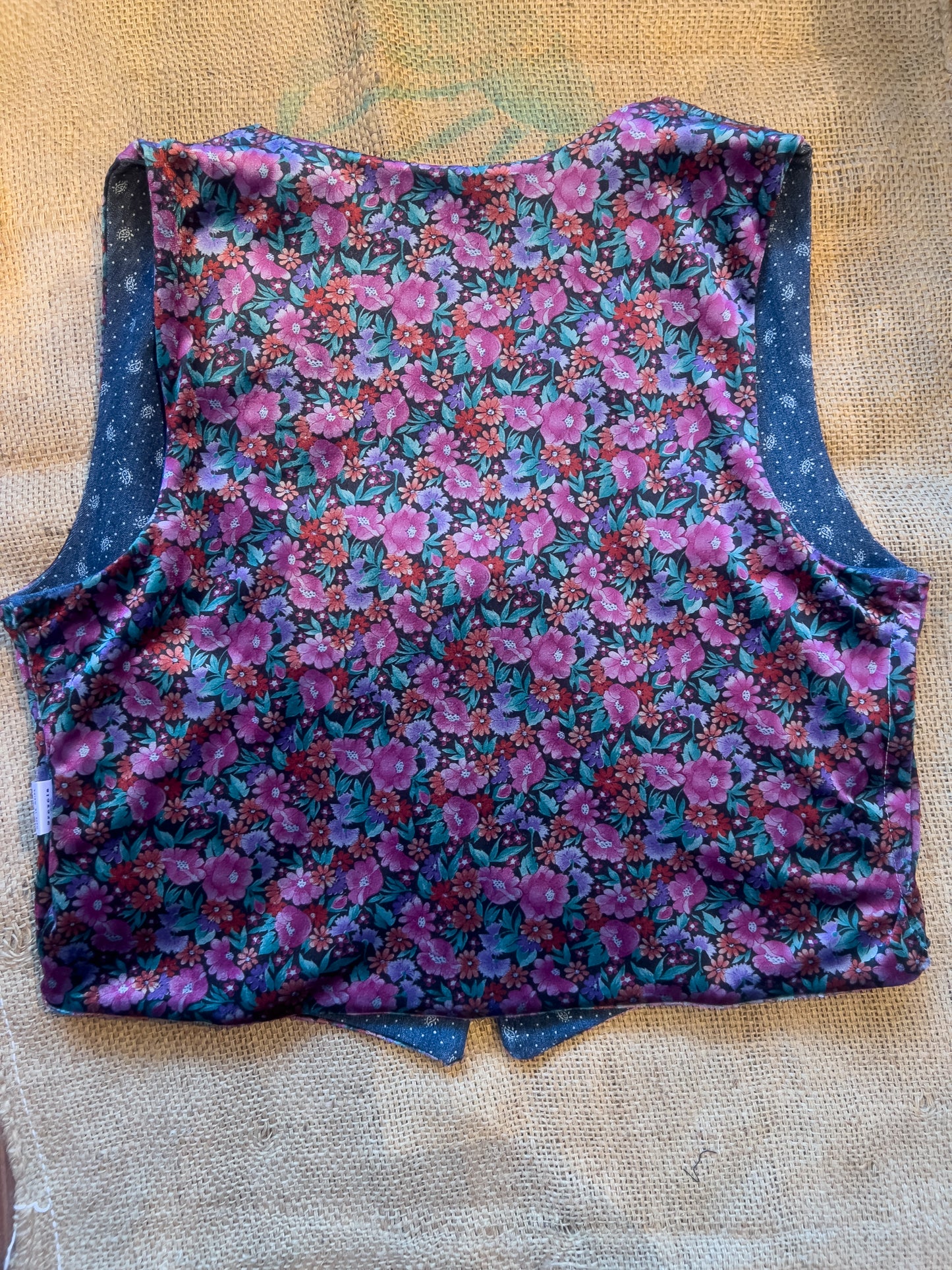 Corcovado Monkey Vest